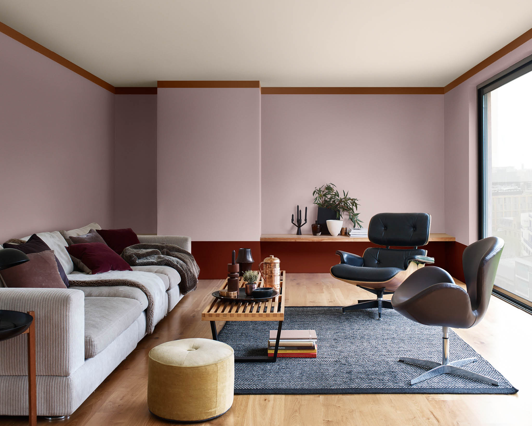 Snug living room in earthy tones Use earthy tones with Heart Wood for a snug living room