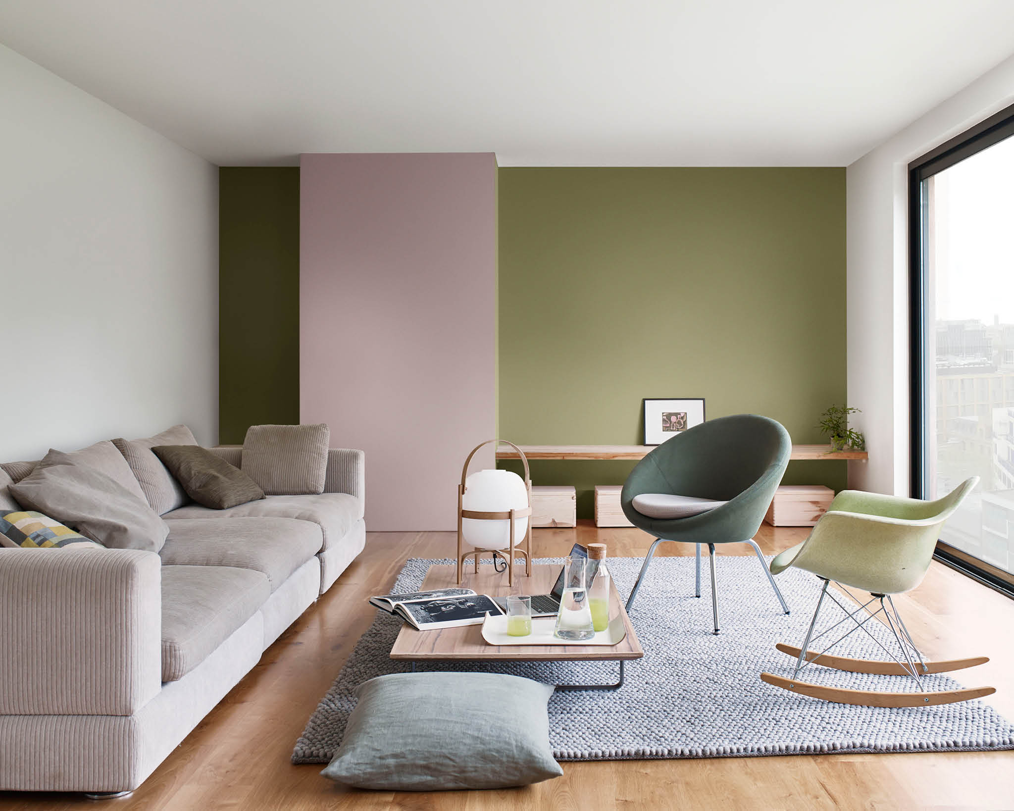 Dynamic living room Pair Heart Wood with contrasting tones for a dynamic living room