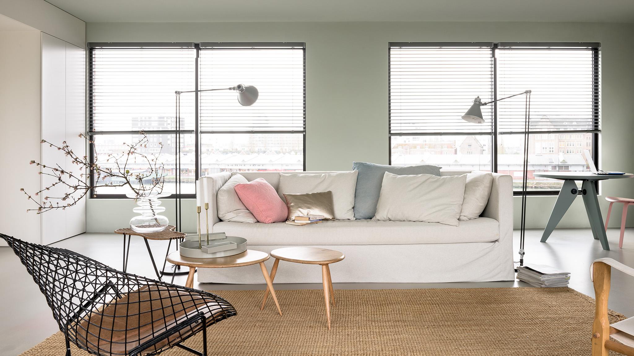 Grey living room Dulux_color_choices_UK_4