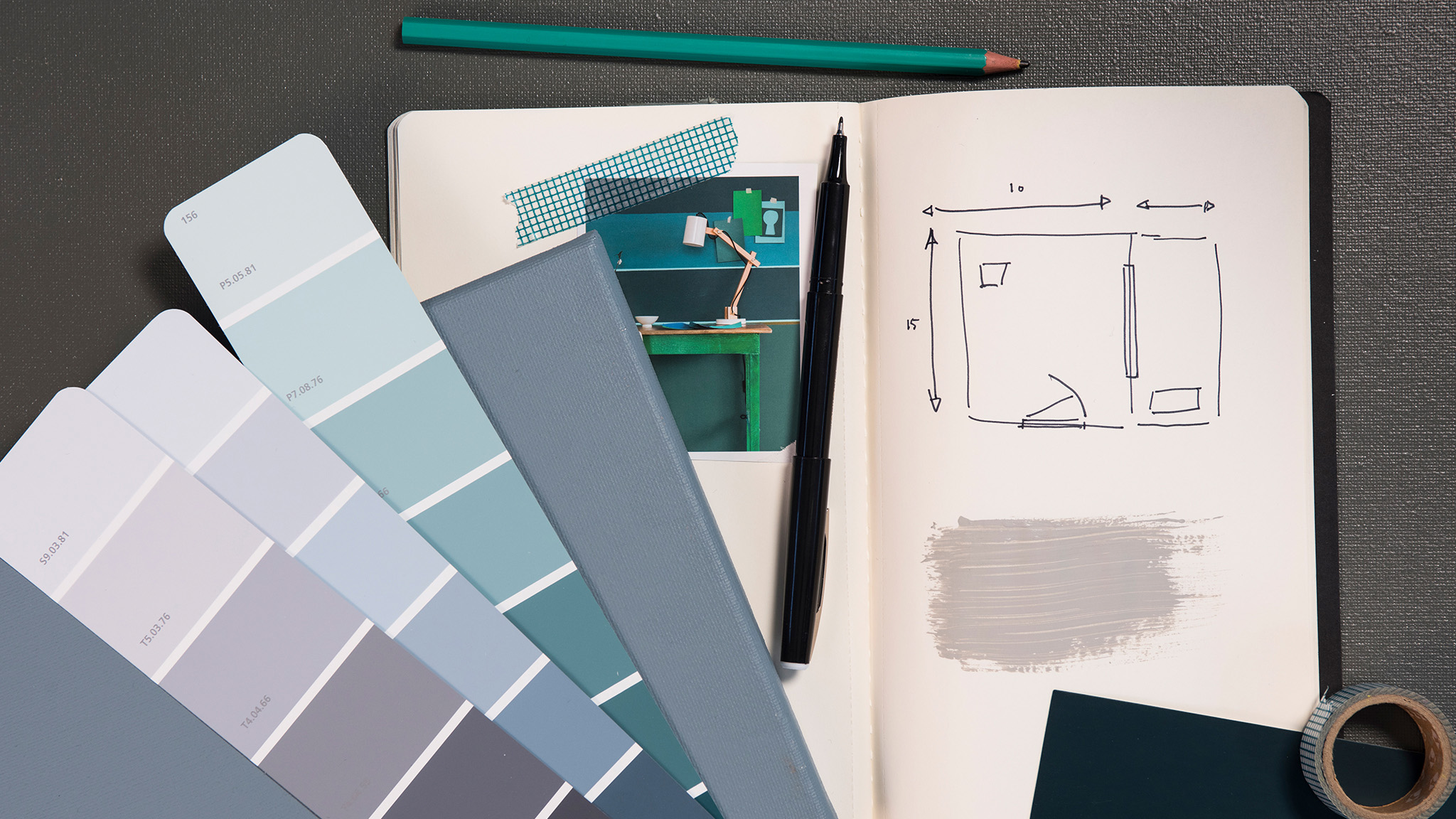 Decorating plans Dulux_hiring_decorator_UK_3